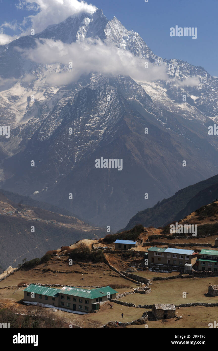 The Nepali village of Dole on the Gokyo trek Stock Photo