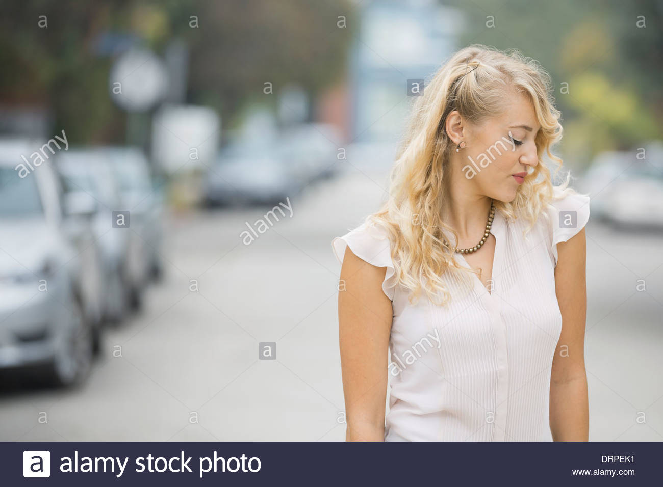 One young woman 20 24 years hi-res stock photography and images - Alamy