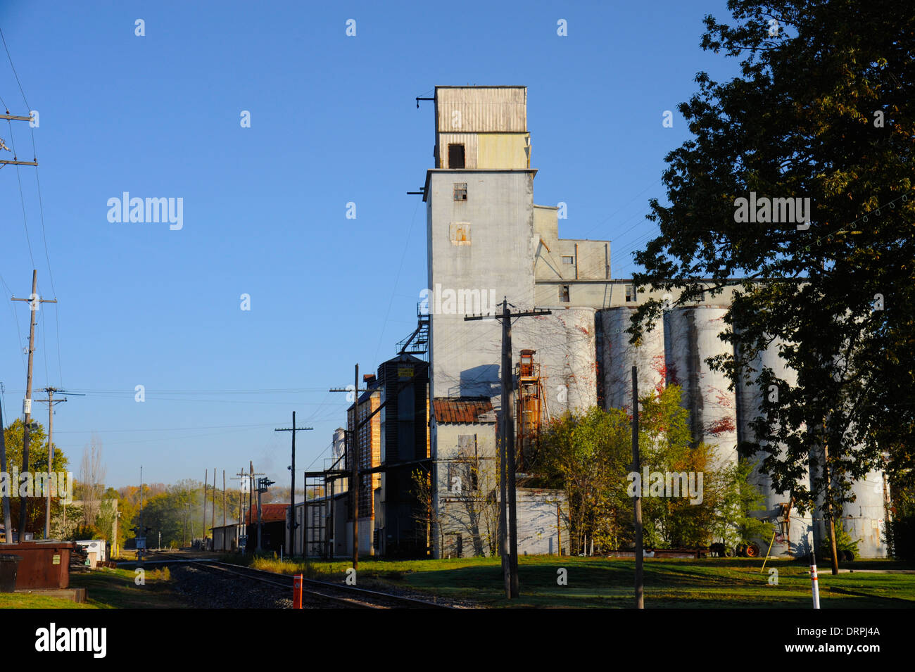 Railroad Tracks In Indiana Stock Photos &amp; Railroad Tracks ...