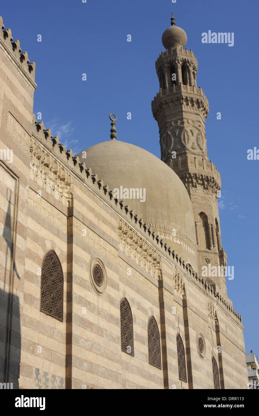 Mosque and minaret on Al Moez Street, near Khan al-Khalili, Cairo, Egypt Stock Photo