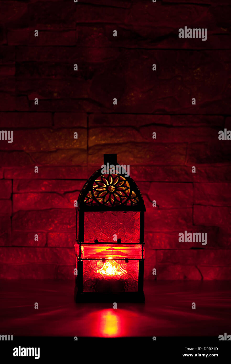 Lantern with handle hi-res stock photography and images - Alamy