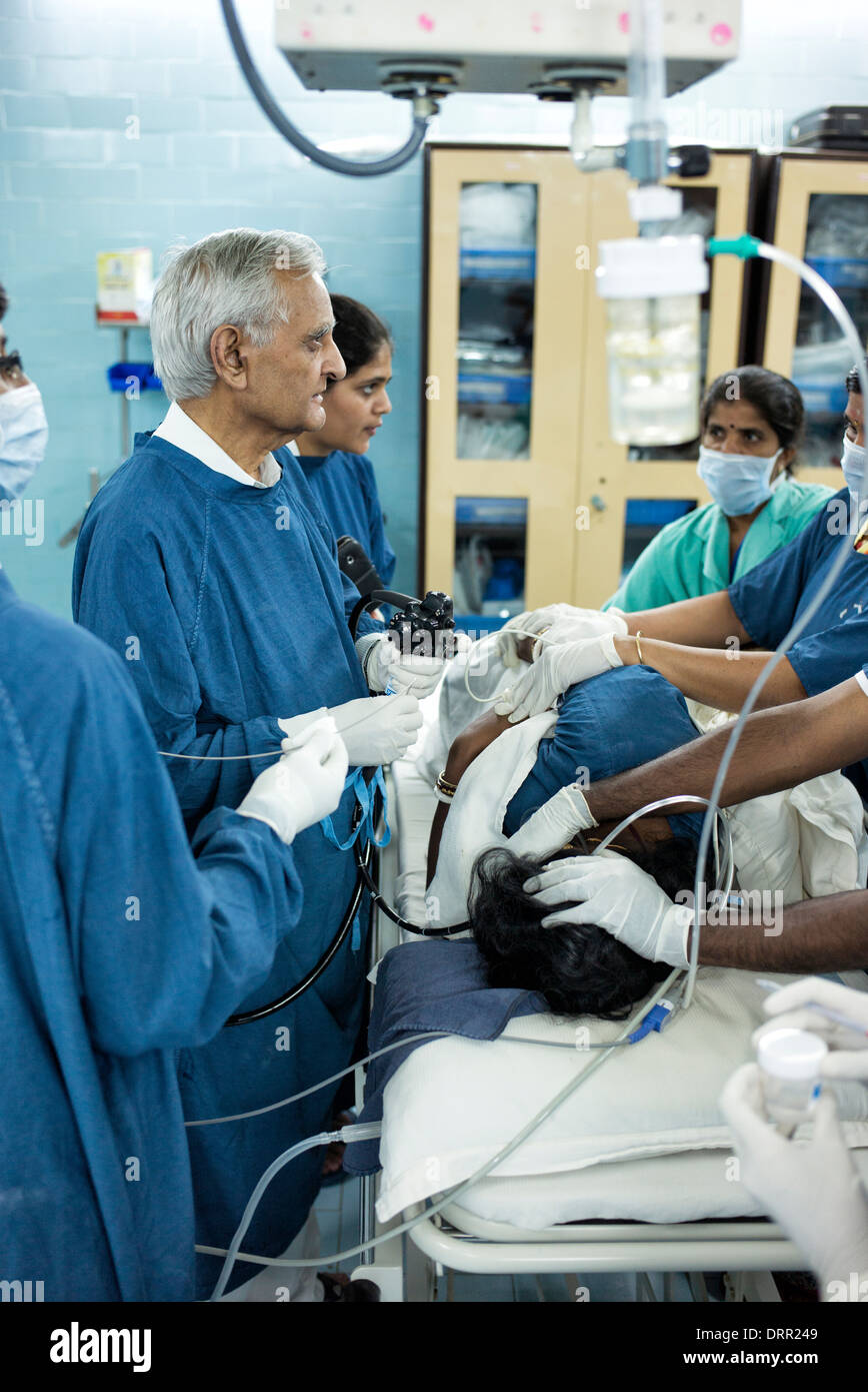 Gastroenterologist performing GI Endoscopy procedure in Super Speciality hospital. Puttaparthi, Andhra Pradesh, India Stock Photo