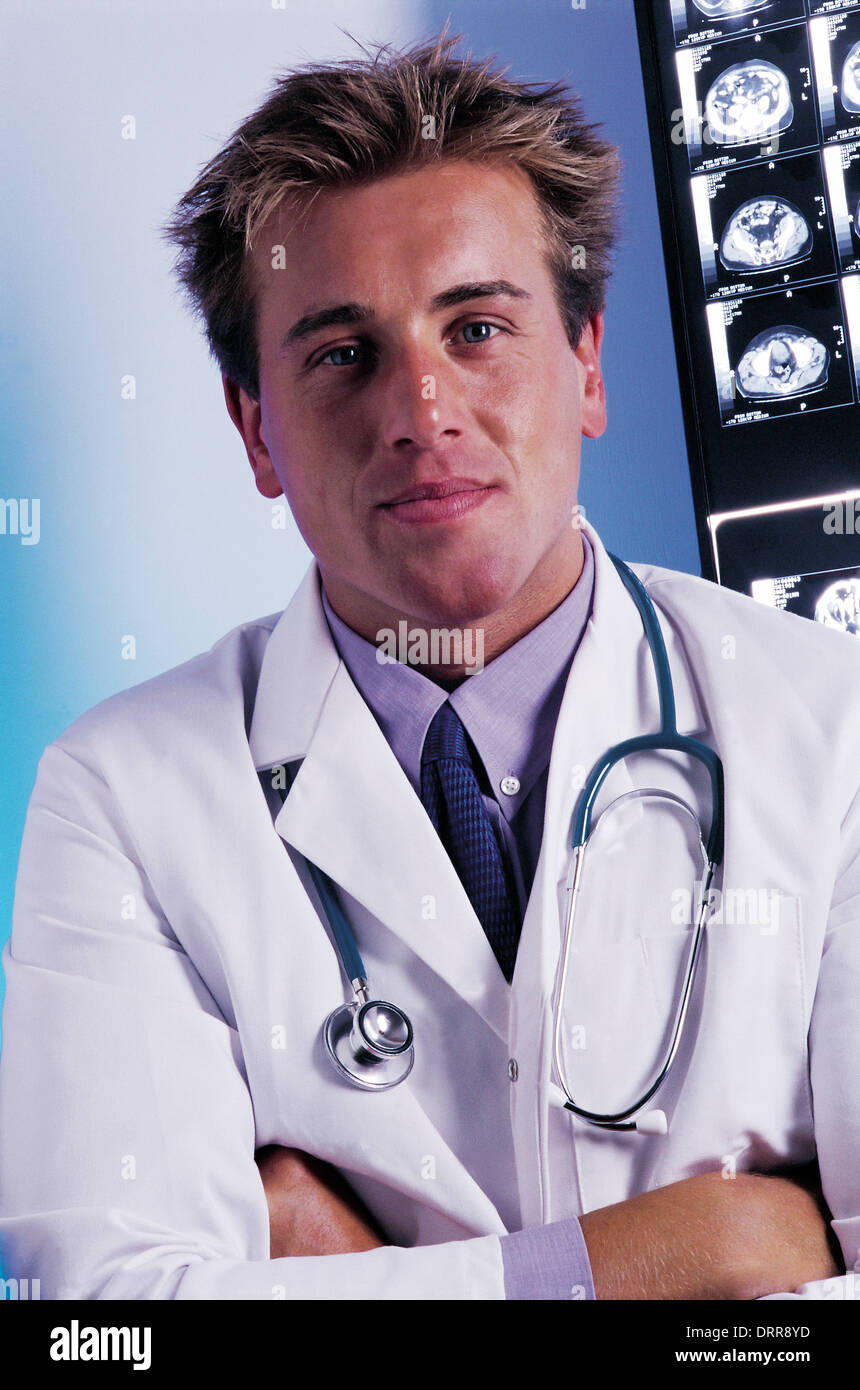 Doctor with white coat and stethoscope Stock Photo - Alamy