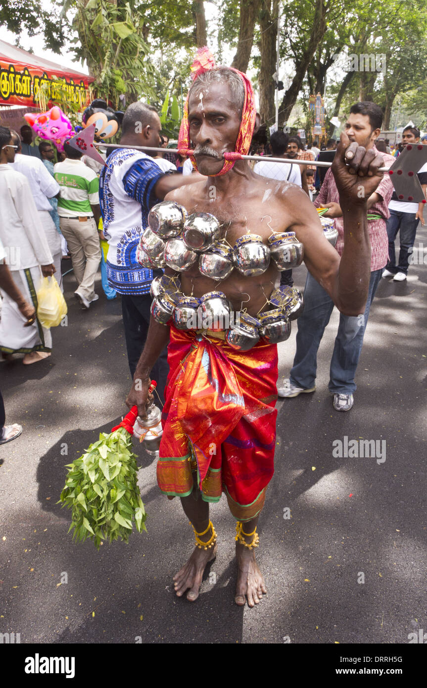 Pakde Ritual Kavadi Rituals High Resolution Stock Photography and Images - Alamy