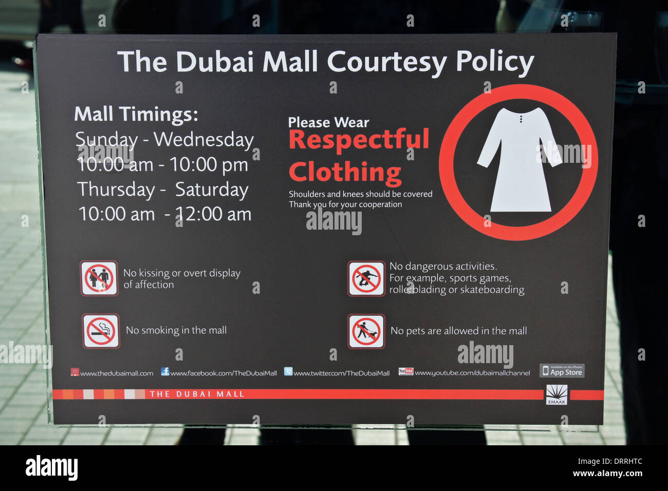 Dubai Mall Courtesy Policy, sign posted at mall entrance, Dubai, UAE Stock Photo