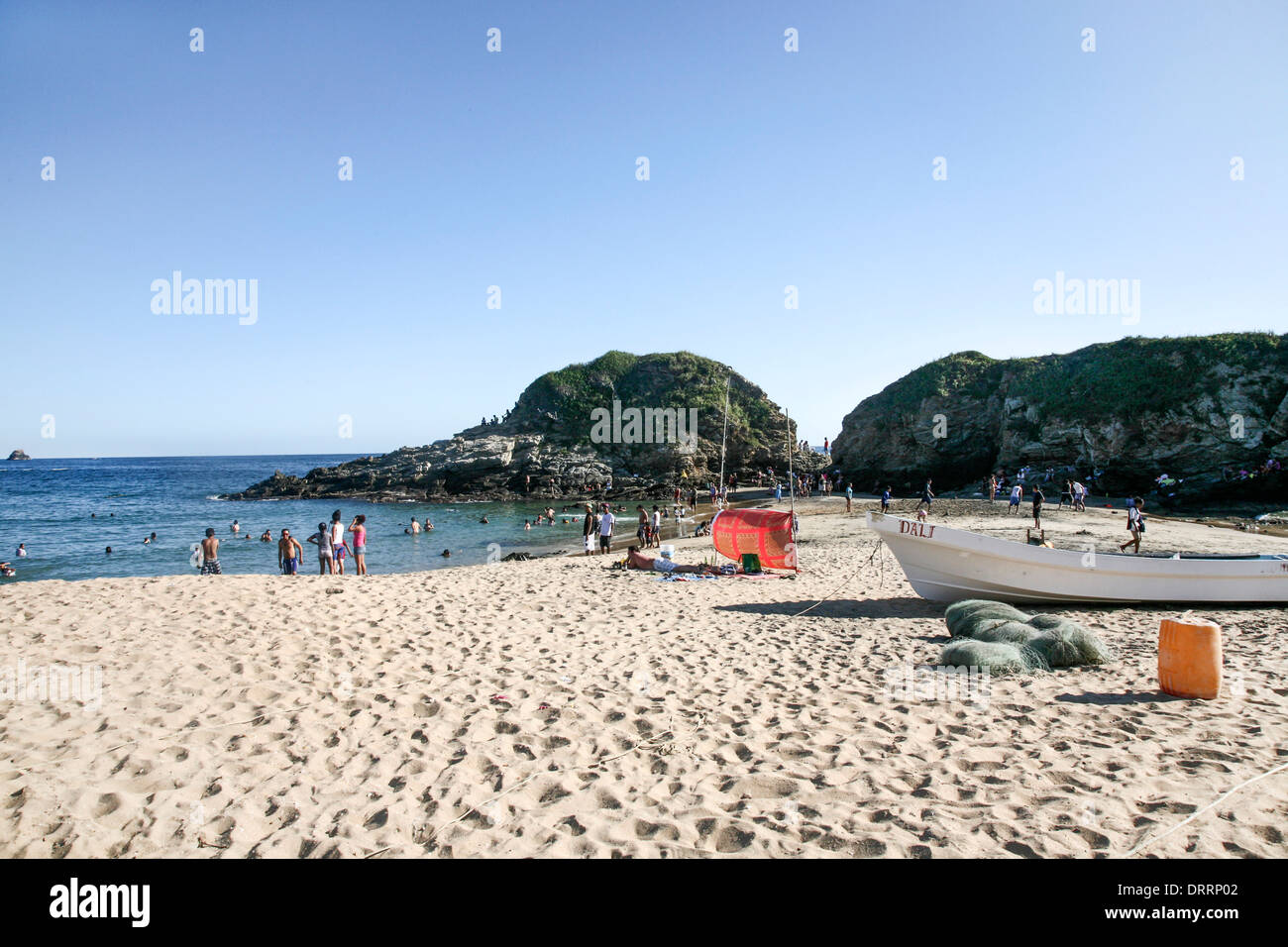 Peaceful rock sand tropical hi-res stock photography and images - Alamy
