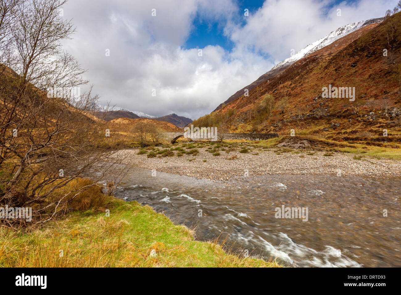 Eas-nan-Arm Bridge over River Shiel in Glen Shiel (near to the location of the 1719 battle site), north west Highland, Scotland. Stock Photo