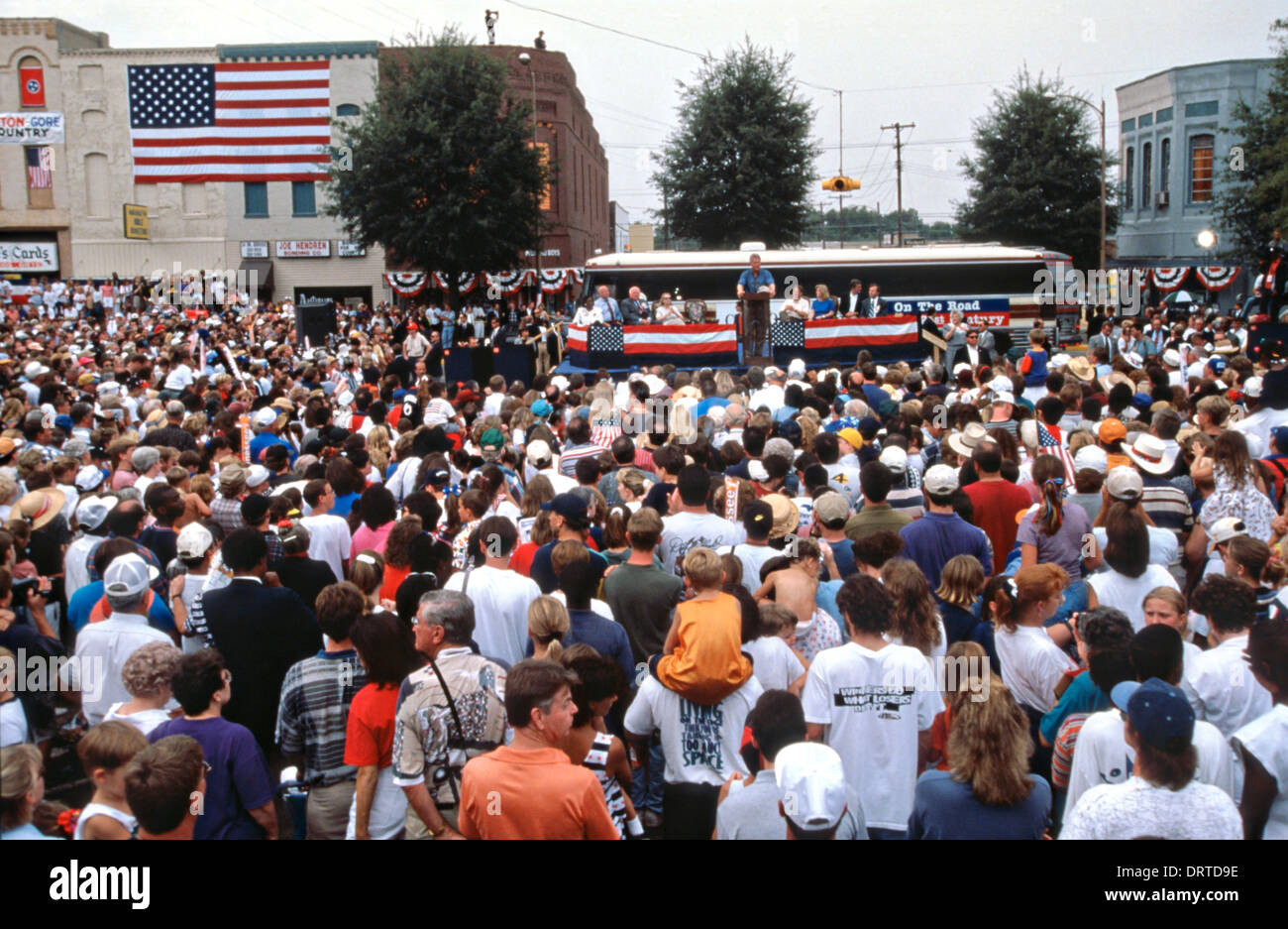 US President Bill Clinton during a campaign stop on their bus tour ...