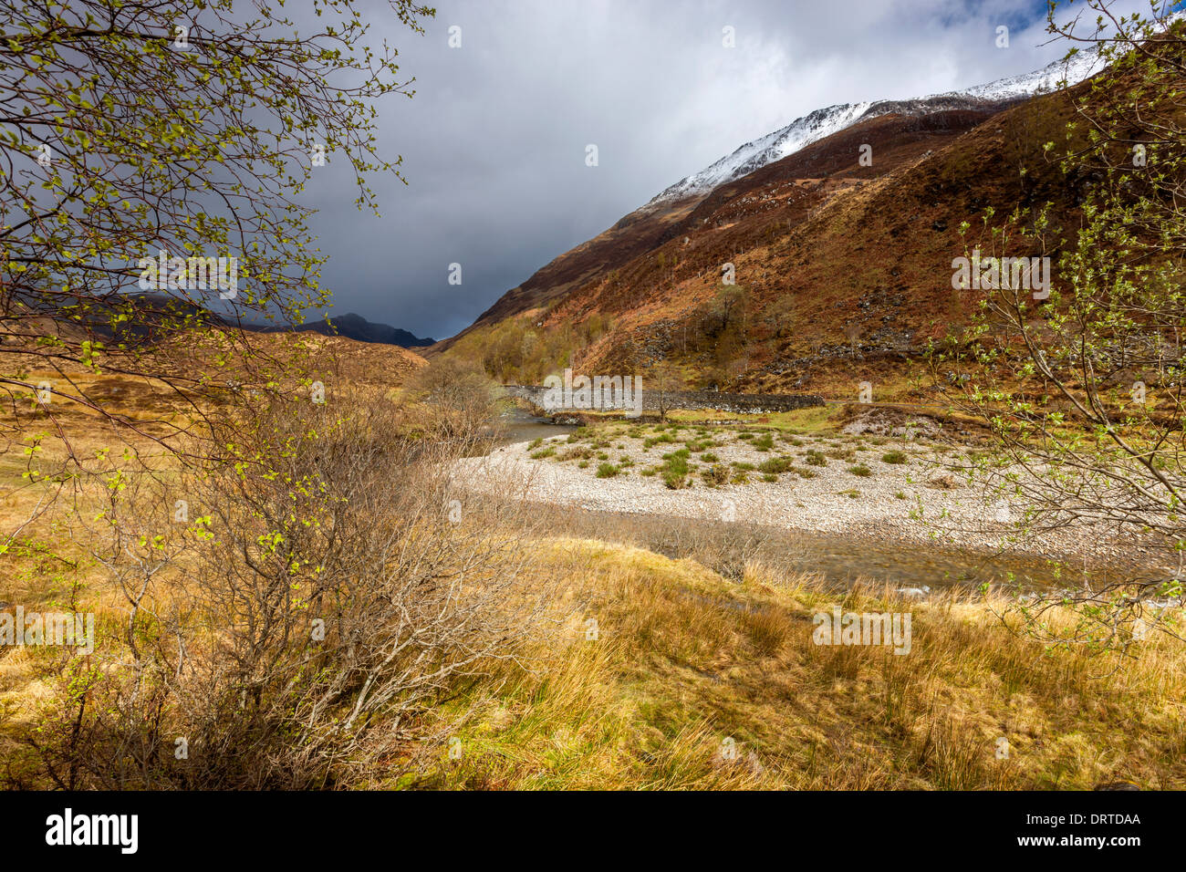 Eas-nan-Arm Bridge over River Shiel in Glen Shiel (near to the location of the 1719 battle site), north west Highland, Scotland. Stock Photo