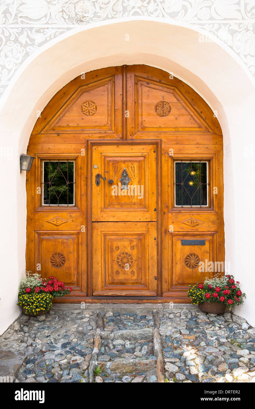 Fortified doors hi-res stock photography and images - Alamy