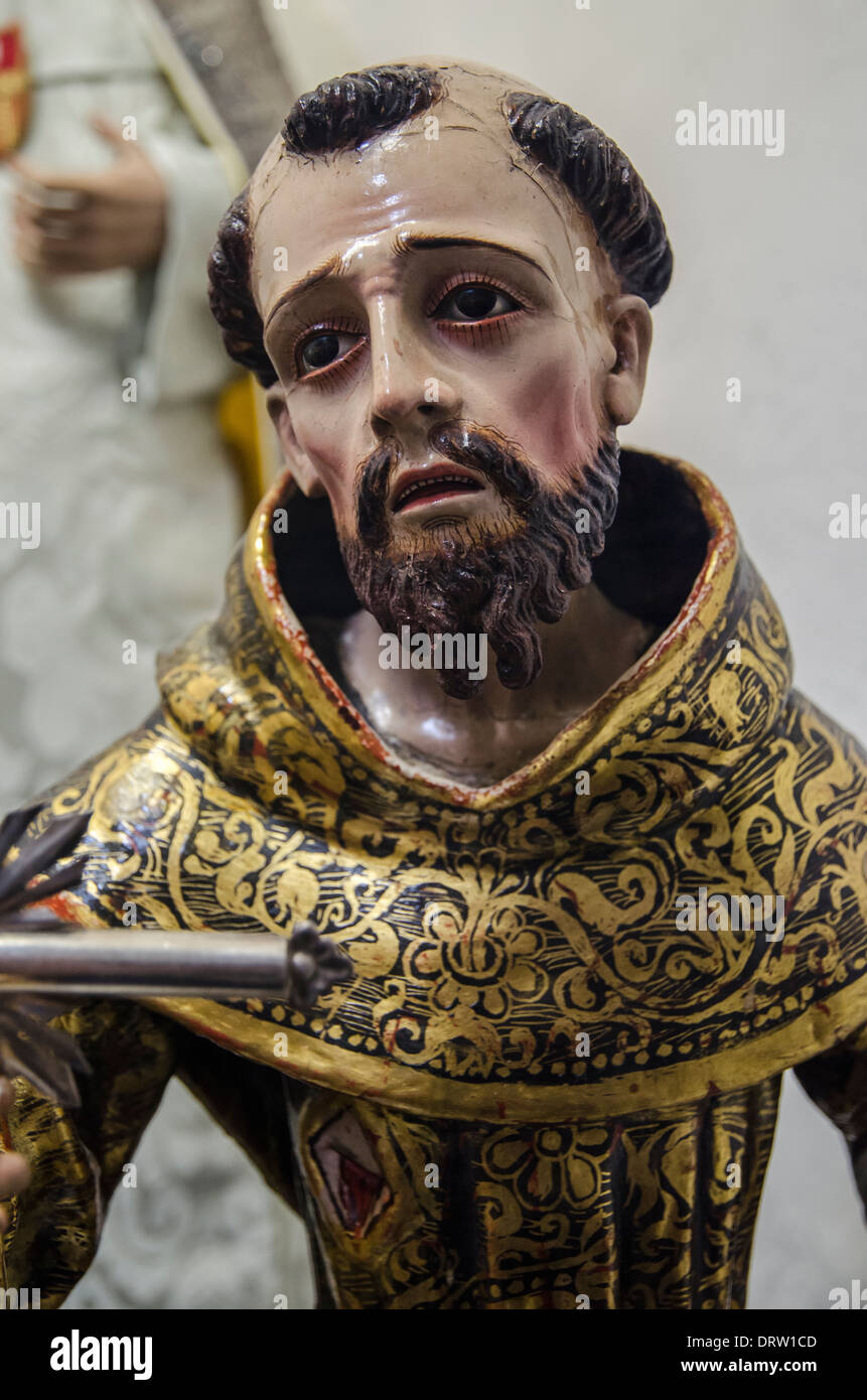 Saint therese statue hi-res stock photography and images - Alamy