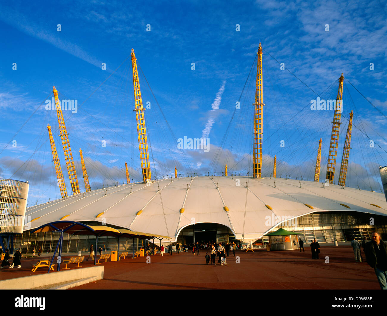 At the o2 arena hi-res stock photography and images - Alamy