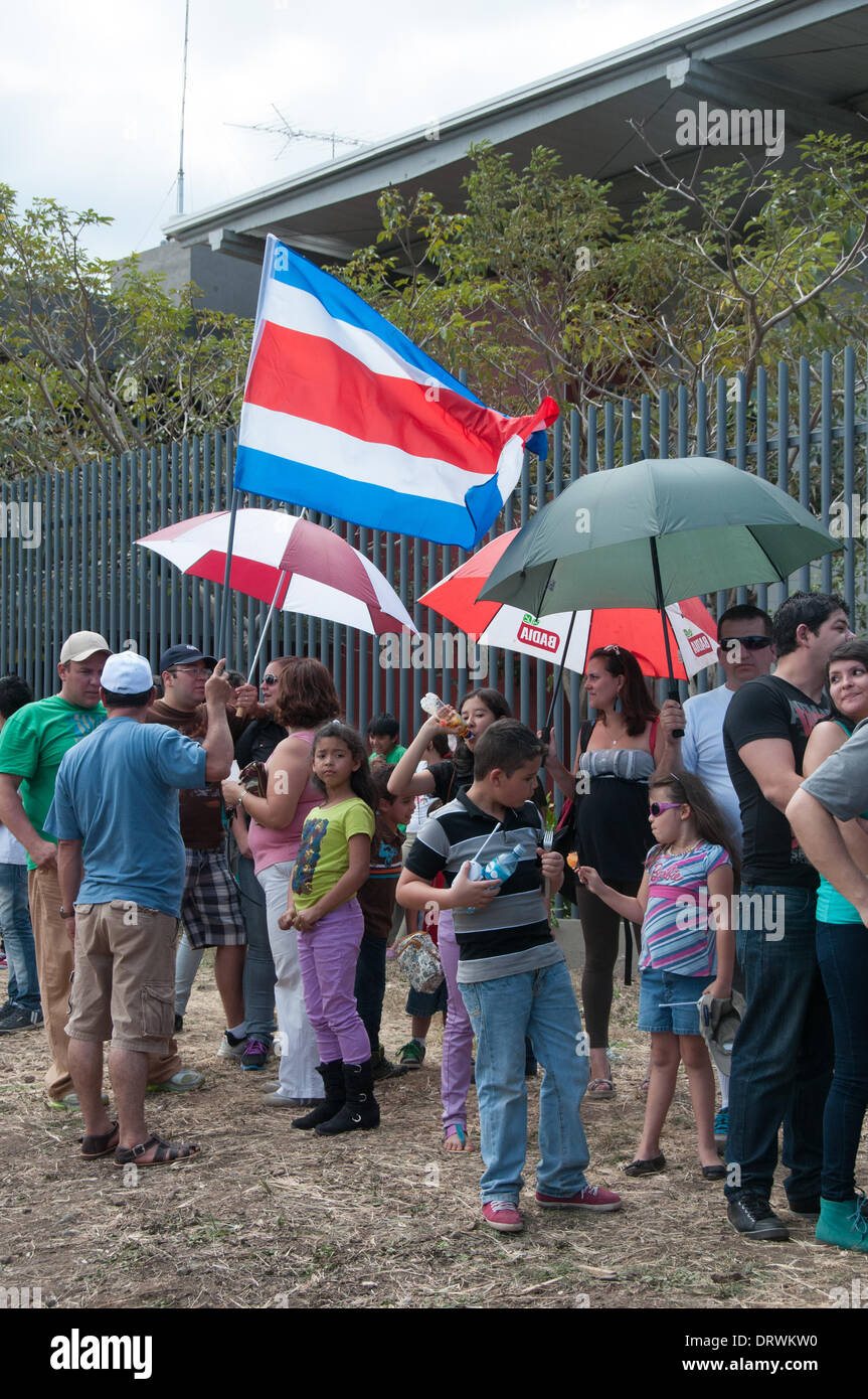 Santa Ana, Costa Rica. 02nd Feb, 2014. On Sunday February 1st 2014, Hundreds of people were waiting patiently in line in San José suburb of Santa Ana. Adults were here to accompany their children who were casting their symbolic votes to choose Costa Rica’s new president. The new leader will replace Laura Chinchilla who’s been leading this Latin American nation since 2010.  Children’s votes dates to 1978 and is an excellent demonstration of Costa Rica’s desire to be a leader in democracy and human rights in this part of the world. Credit:  Megapress/Alamy Live News Stock Photo