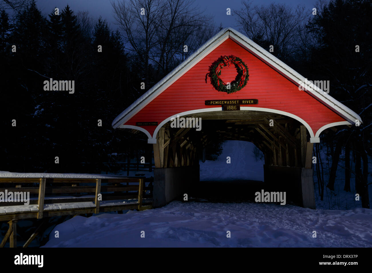 Franconia Notch State Park Flume Covered Bridge In Lincoln New