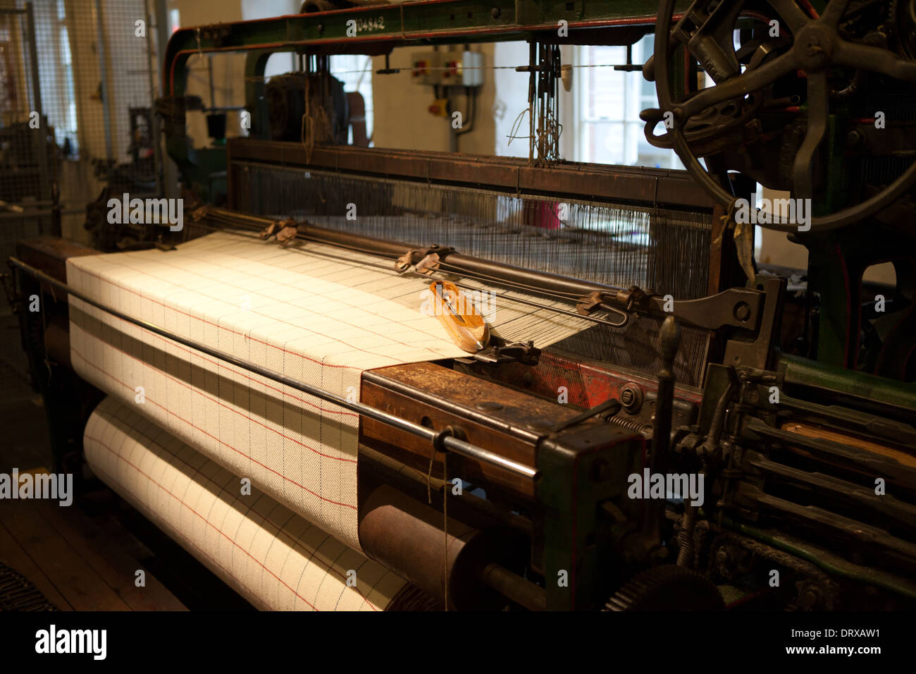 Weaving loom historic hires stock photography and images Alamy