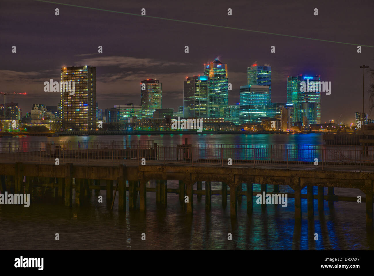 Canary wharf hdr hi-res stock photography and images - Alamy