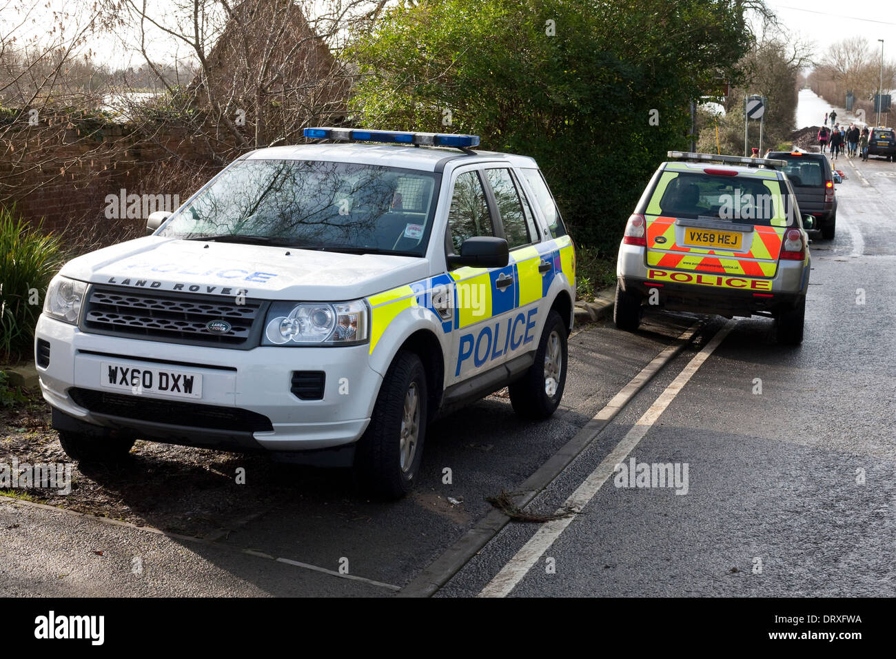 police vehicles at Burrowbridge during the floods on the Somerset levels Stock Photo