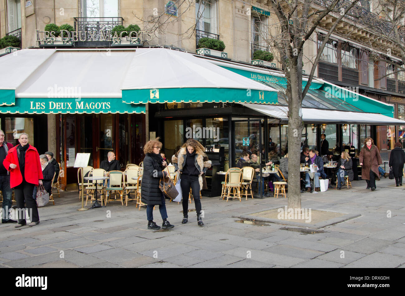 Outside terrace of Les deux Magots in Saint-Germain-des-Prés, Paris, France. Stock Photo