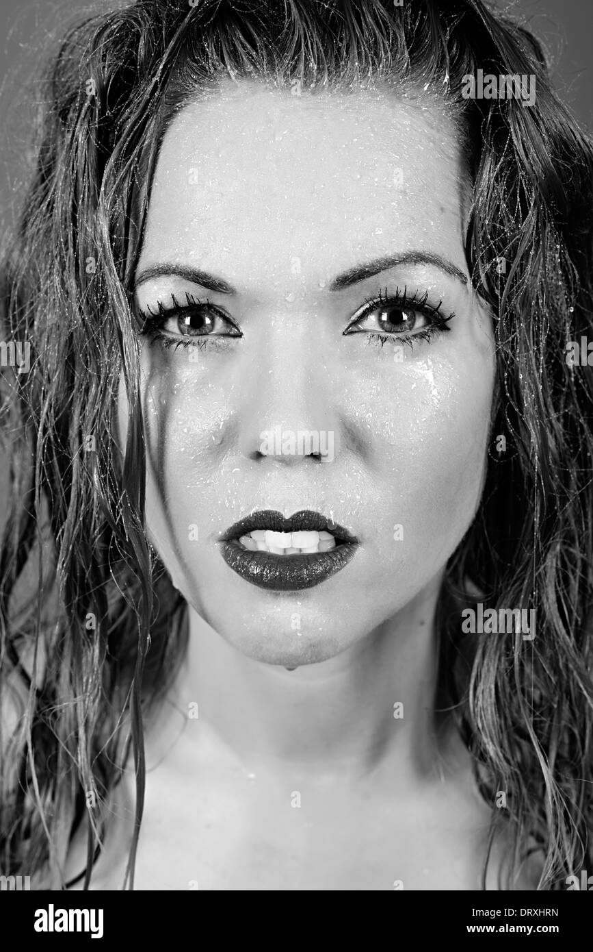 Woman drop face hires stock photography and images Alamy