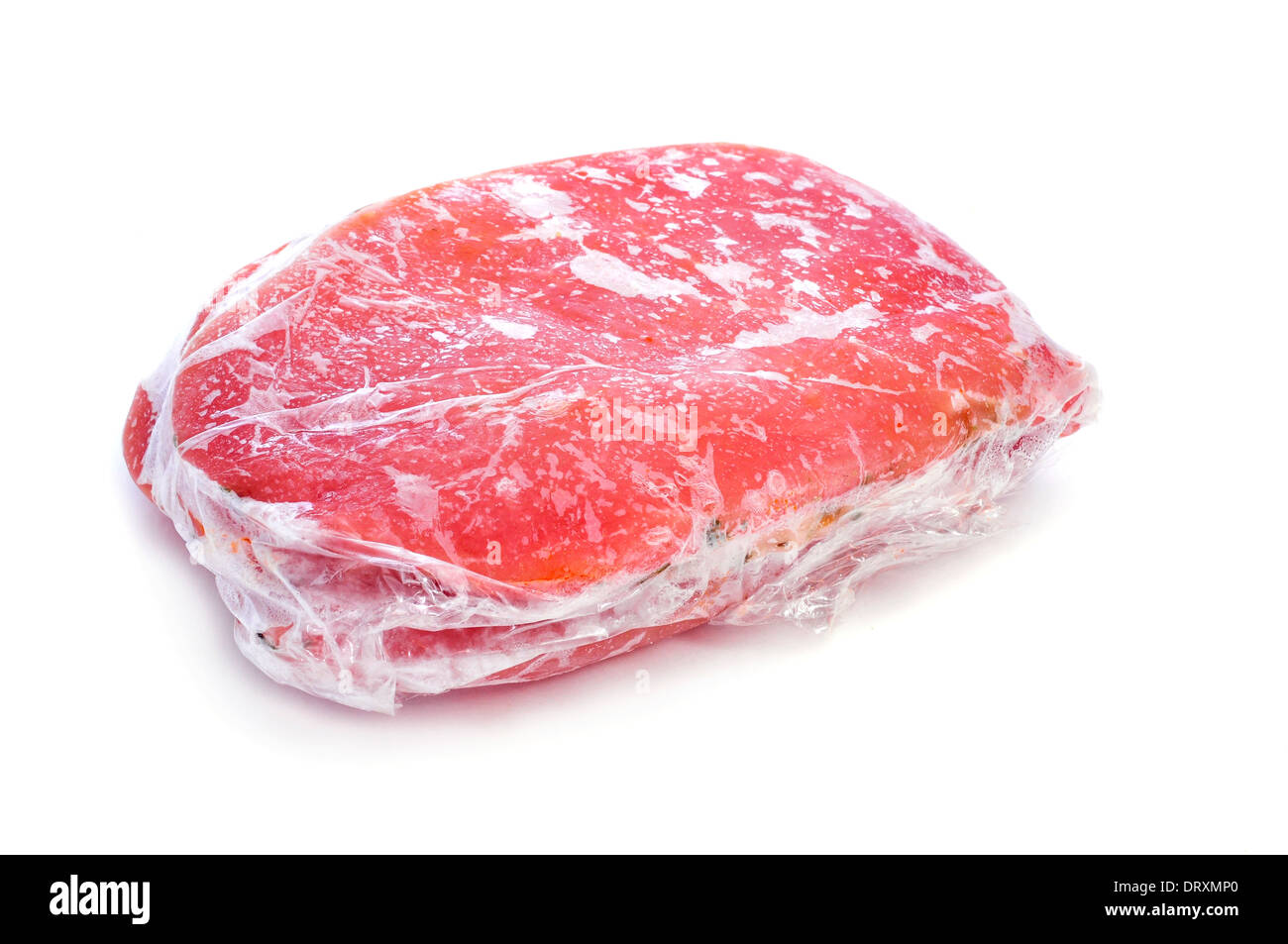 замороженная и охлажденная продукция. замороженная и охлажденная продукция. голень индейки бескостная. голень куриная замороженная. морозильник с продуктами.