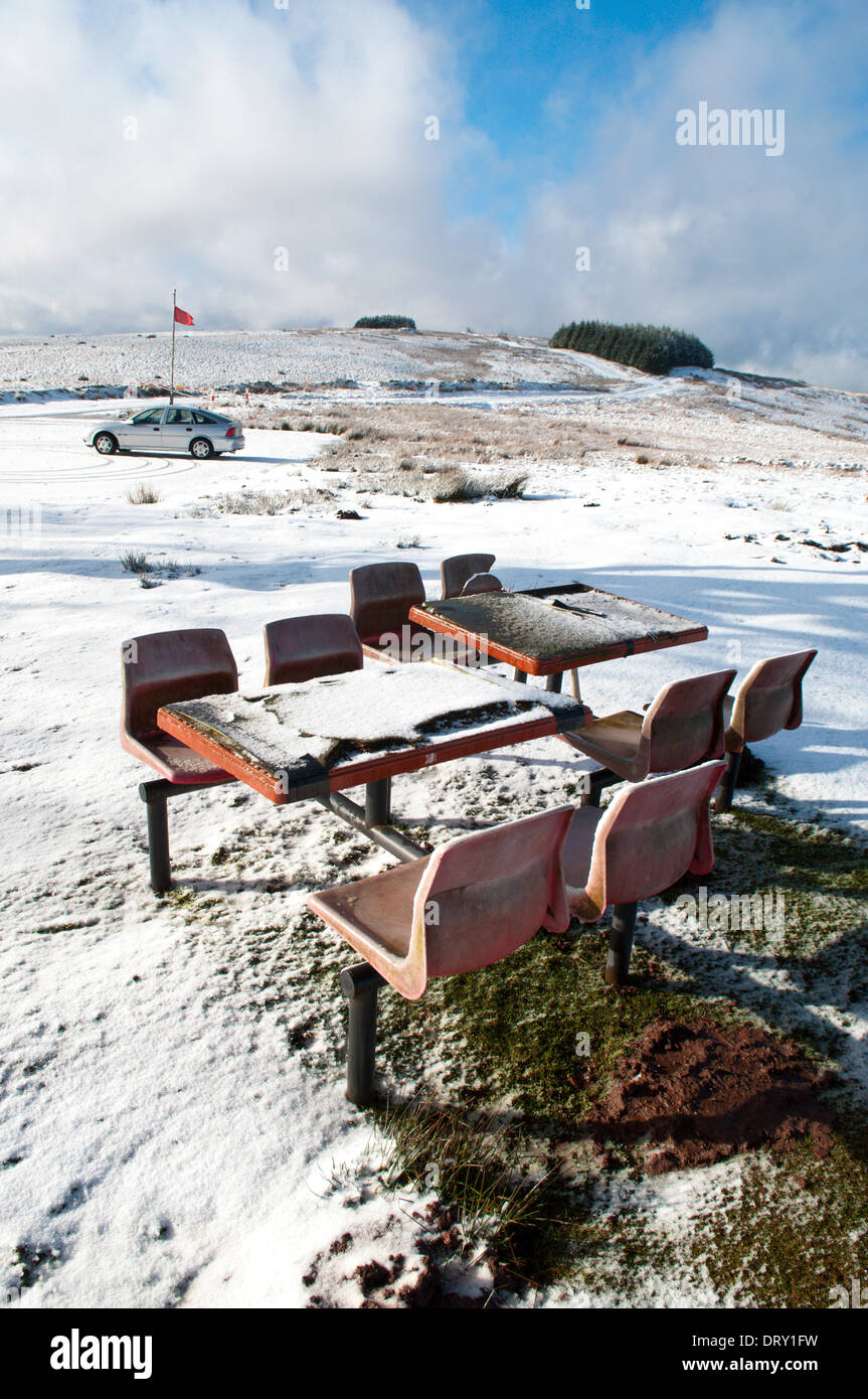 Mynydd Epynt, Powys, Wales, UK. 4th February 2014. Snow fell on high land in Mid-Wales. Credit:  Graham M. Lawrence/Alamy Live News. Stock Photo