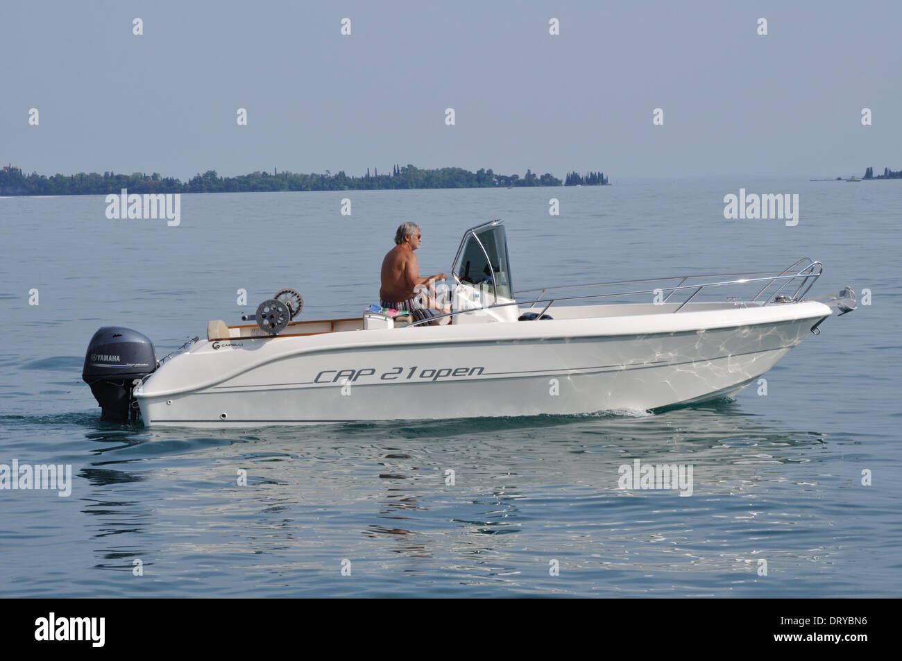 Man in boat hi-res stock photography and images - Alamy