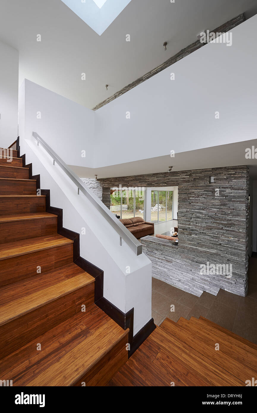 Interior design: Modern wooden stairs Stock Photo - Alamy