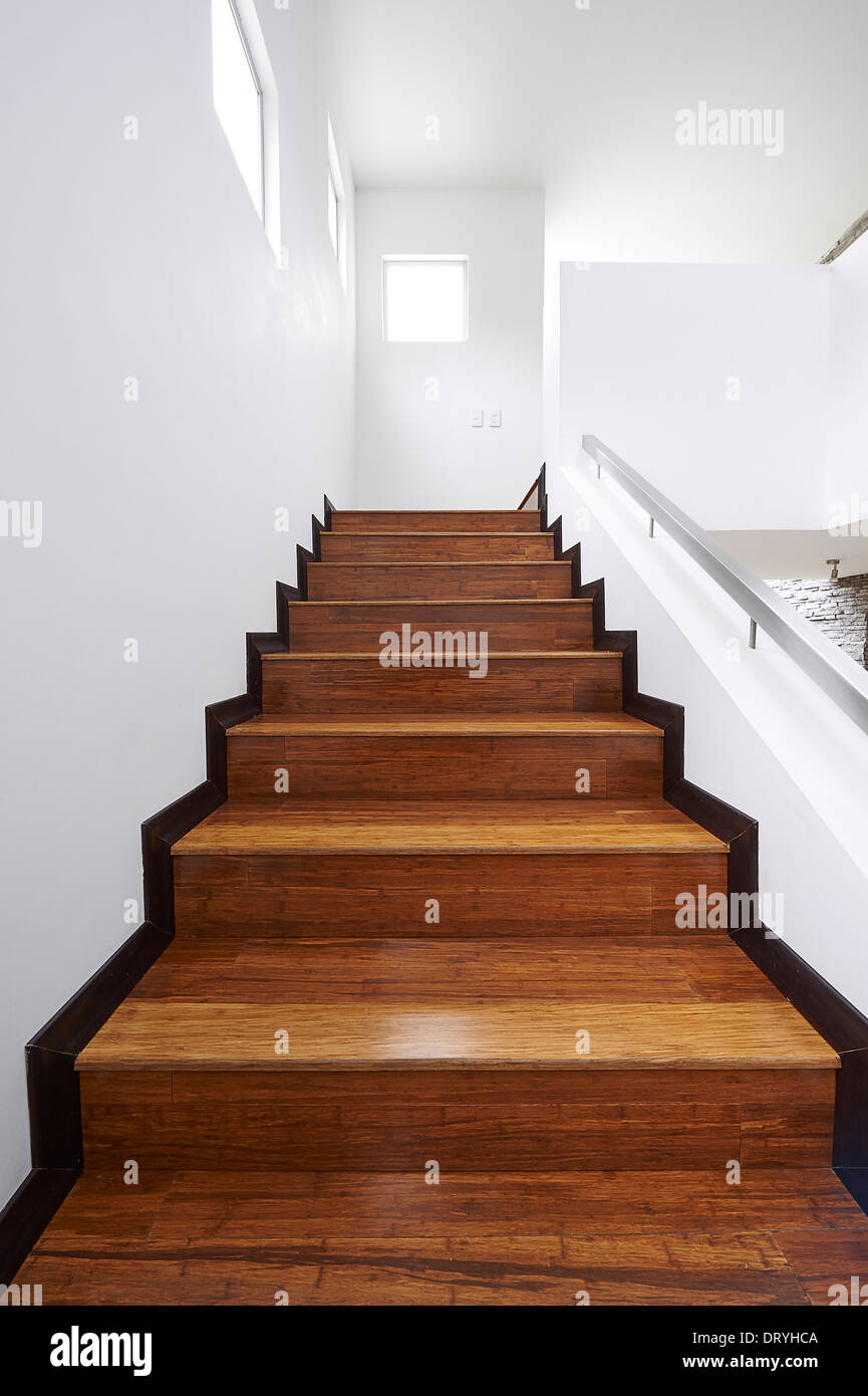 Interior design: Modern wooden stairs Stock Photo - Alamy