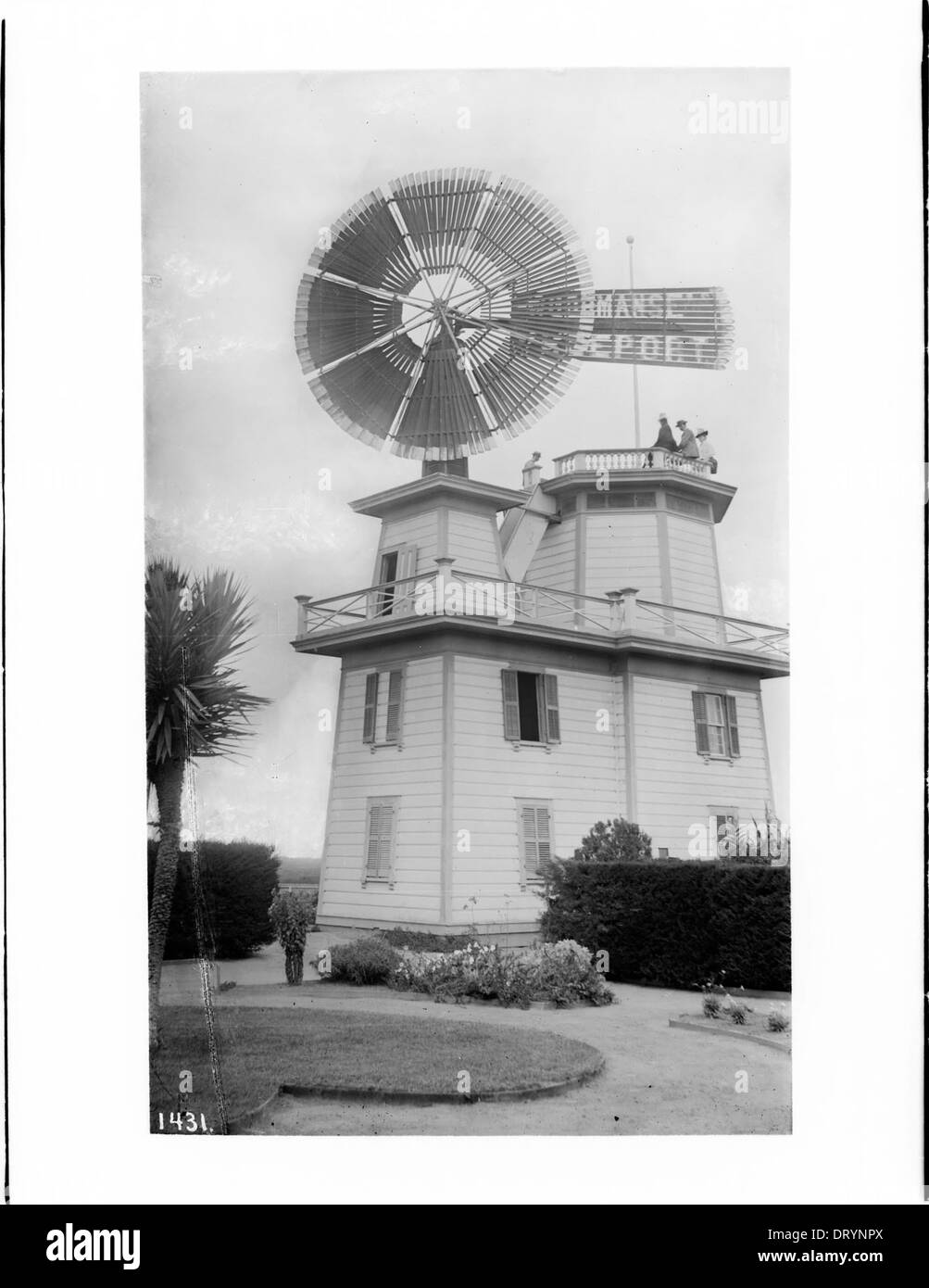 Compton california Black and White Stock Photos & Images - Alamy