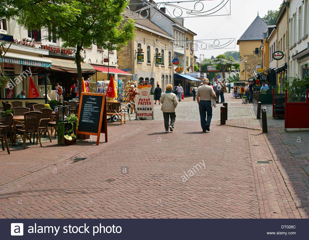 Shop Bars Hotels And Restaurants In Berkelstraat 6301 Cb Valkenburg Stock Photo Alamy
