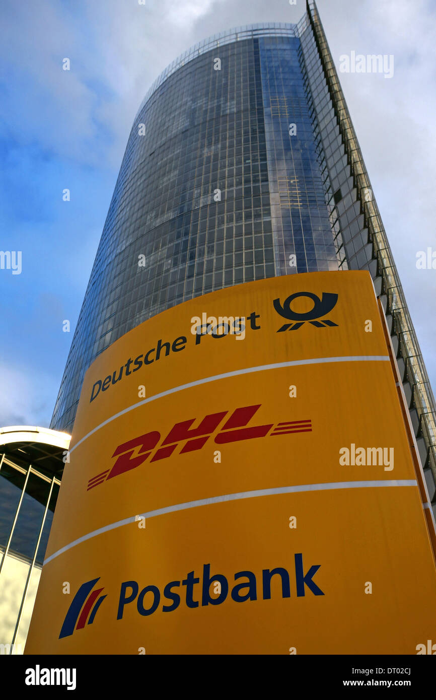 Germany: Deutsche Post DHL headquarters (Post Tower) in Bonn Stock Photo