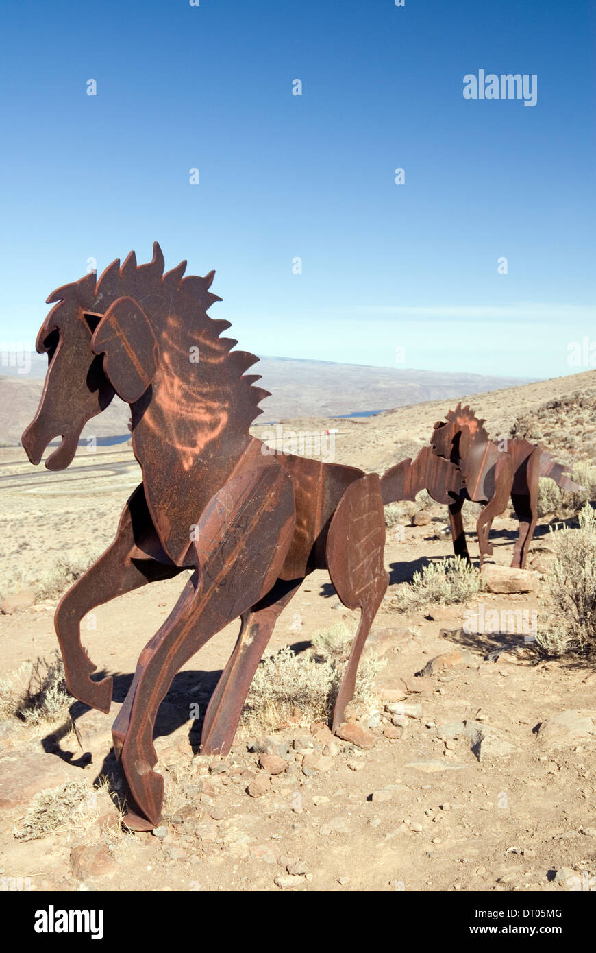 Horse sculpture vantage washington hires stock photography and images