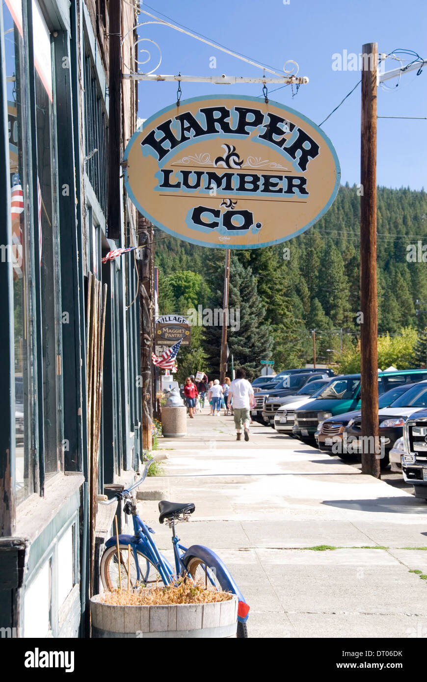 Harper & Co Lumber store, W Pennsylvania Ave, Roslyn, WA, USA. Small