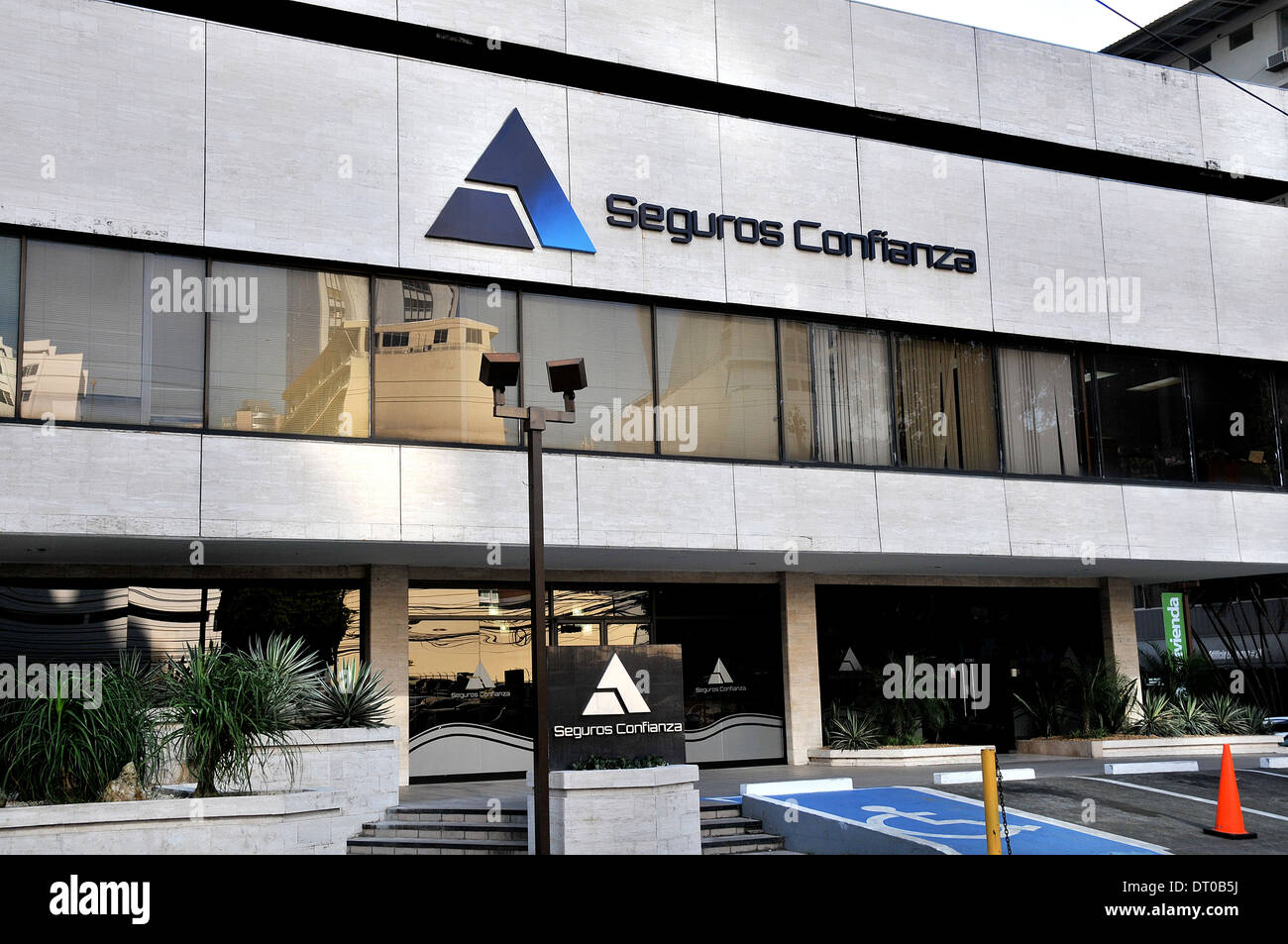 Seguros Confianza S.A. office