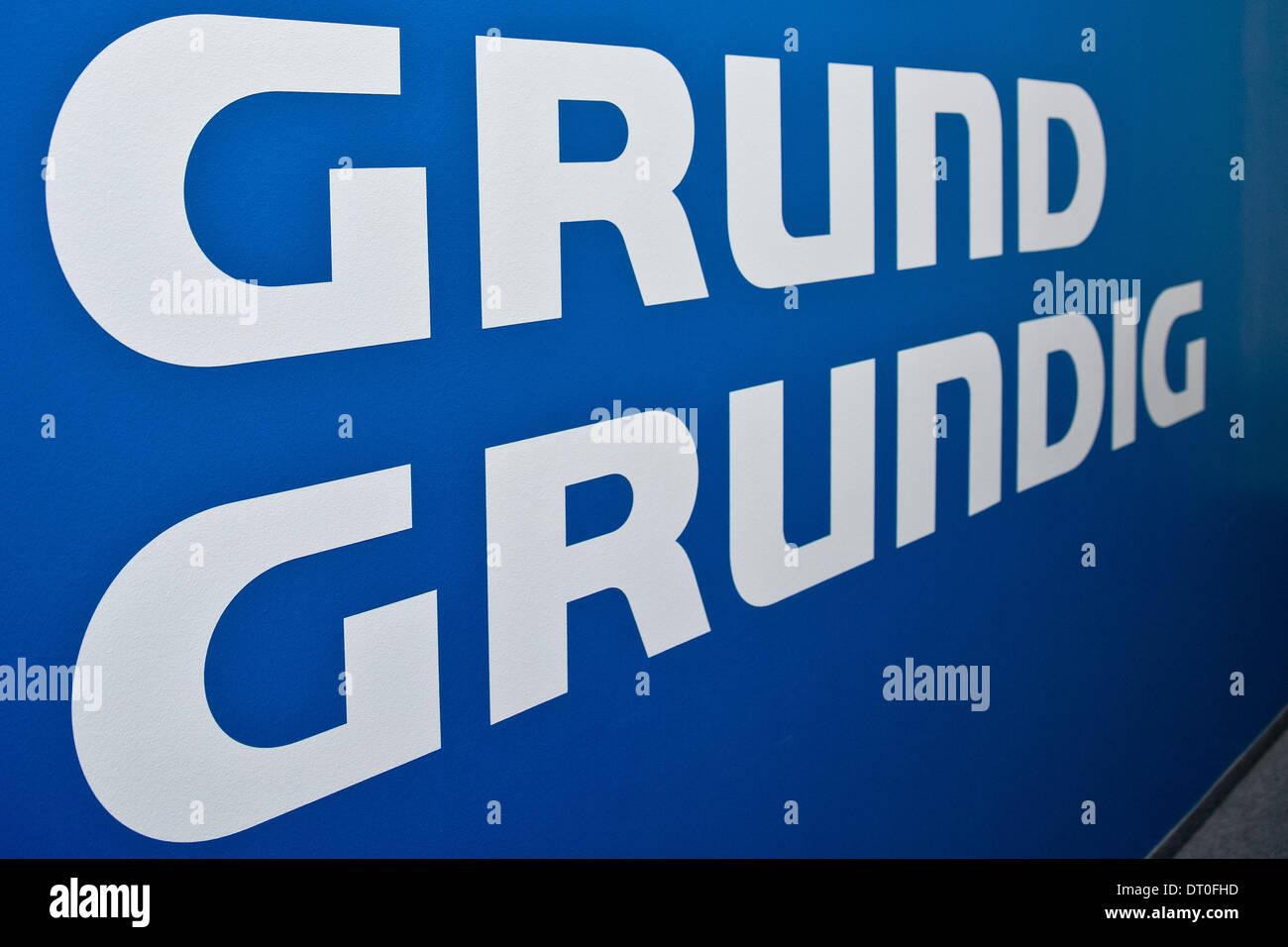 Grundig logo hi-res stock photography and images - Alamy