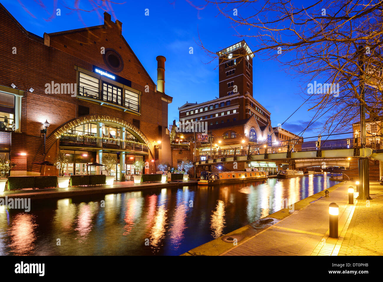 The canal and Pitcher and Piano bar at Brindley Place in Birmingham