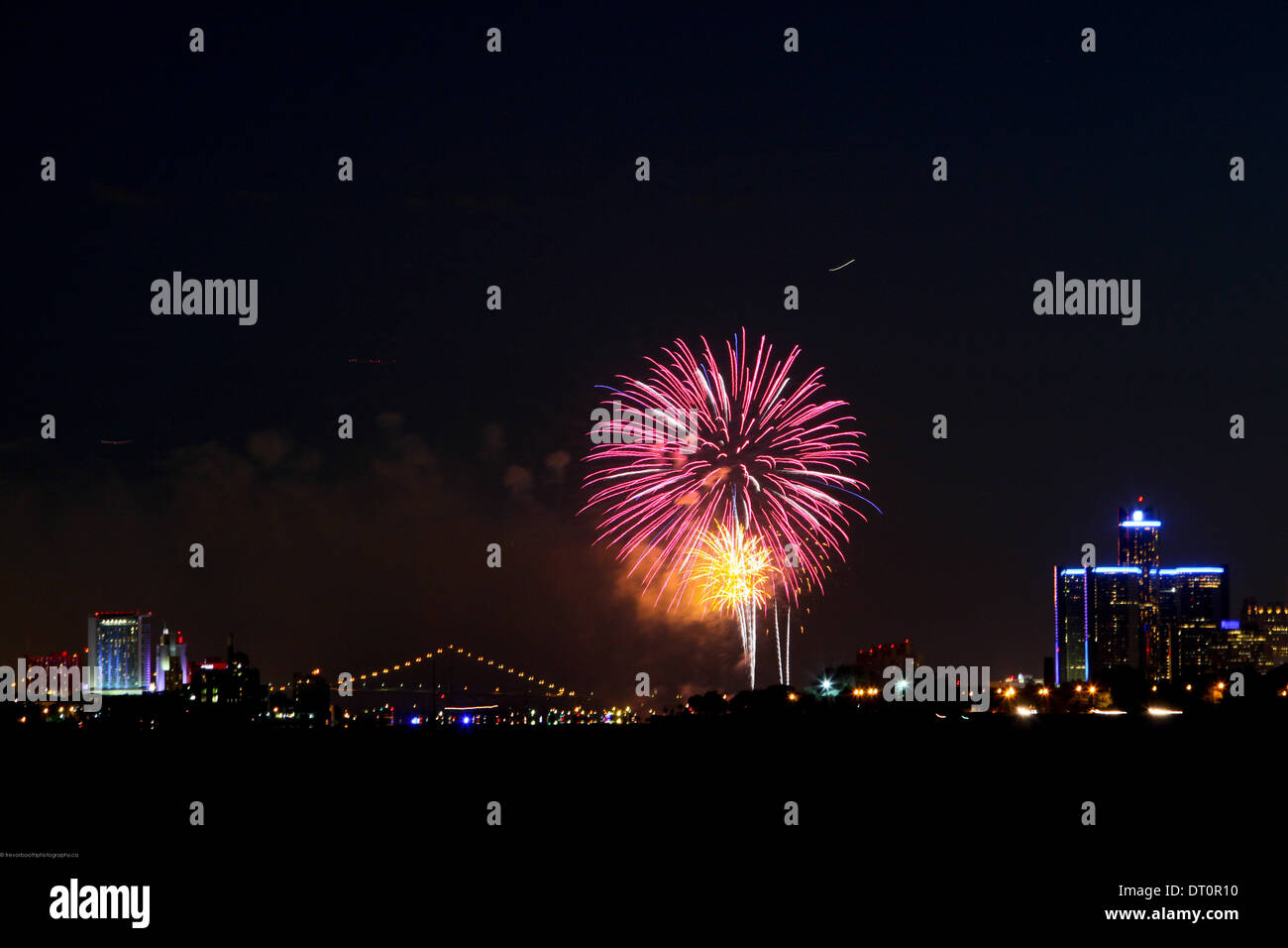 fireworks on the Detroit River between Windsor Ontario and Detroit