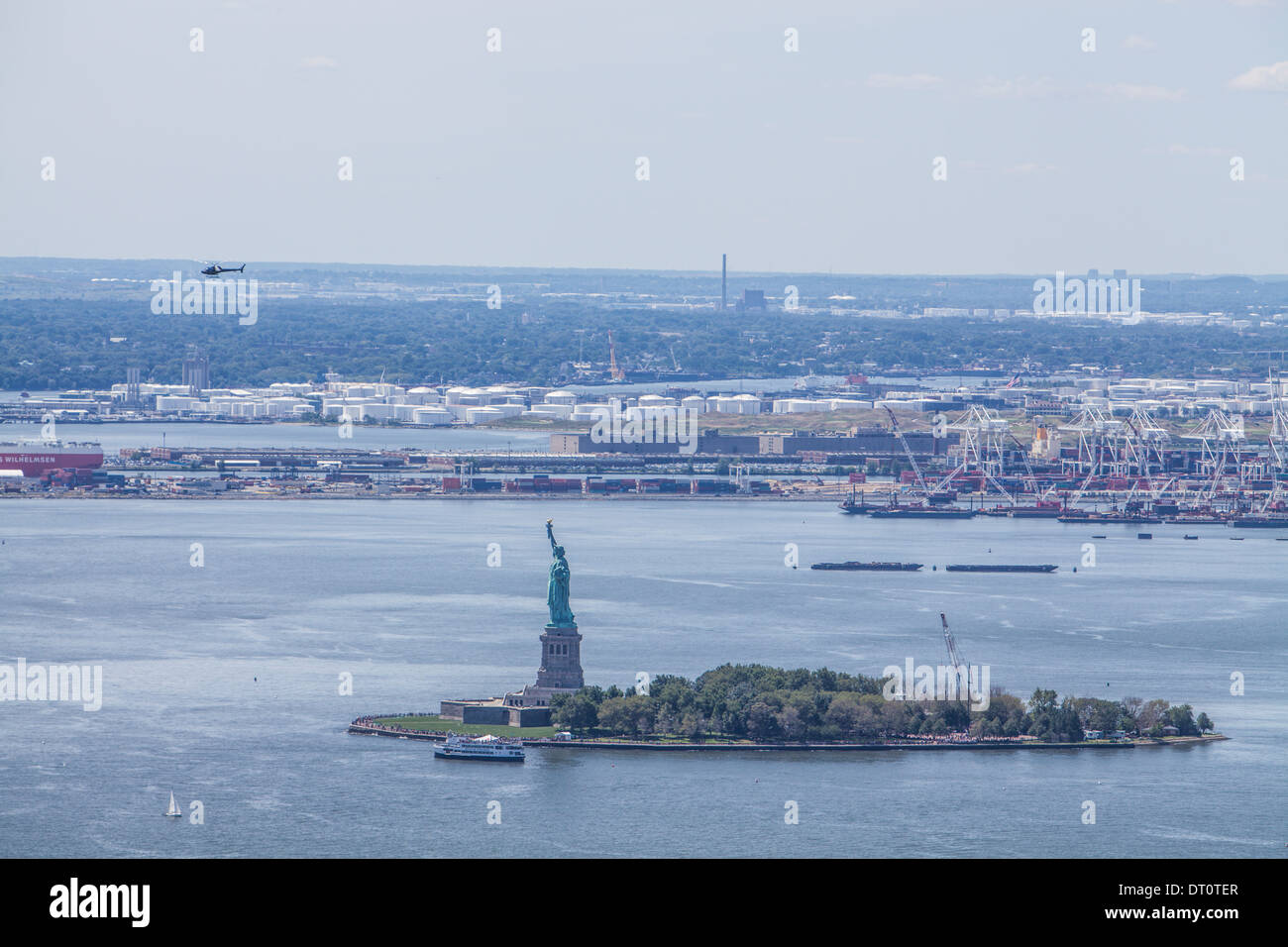 Statue of liberty new jersey park hi-res stock photography and images -  Page 3 - Alamy, image size:1300x956
