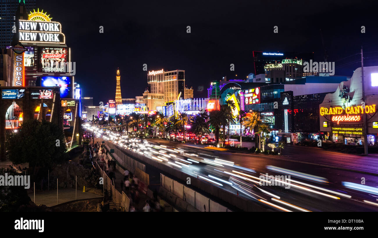 Las vegas strip lights hi-res stock photography and images - Alamy