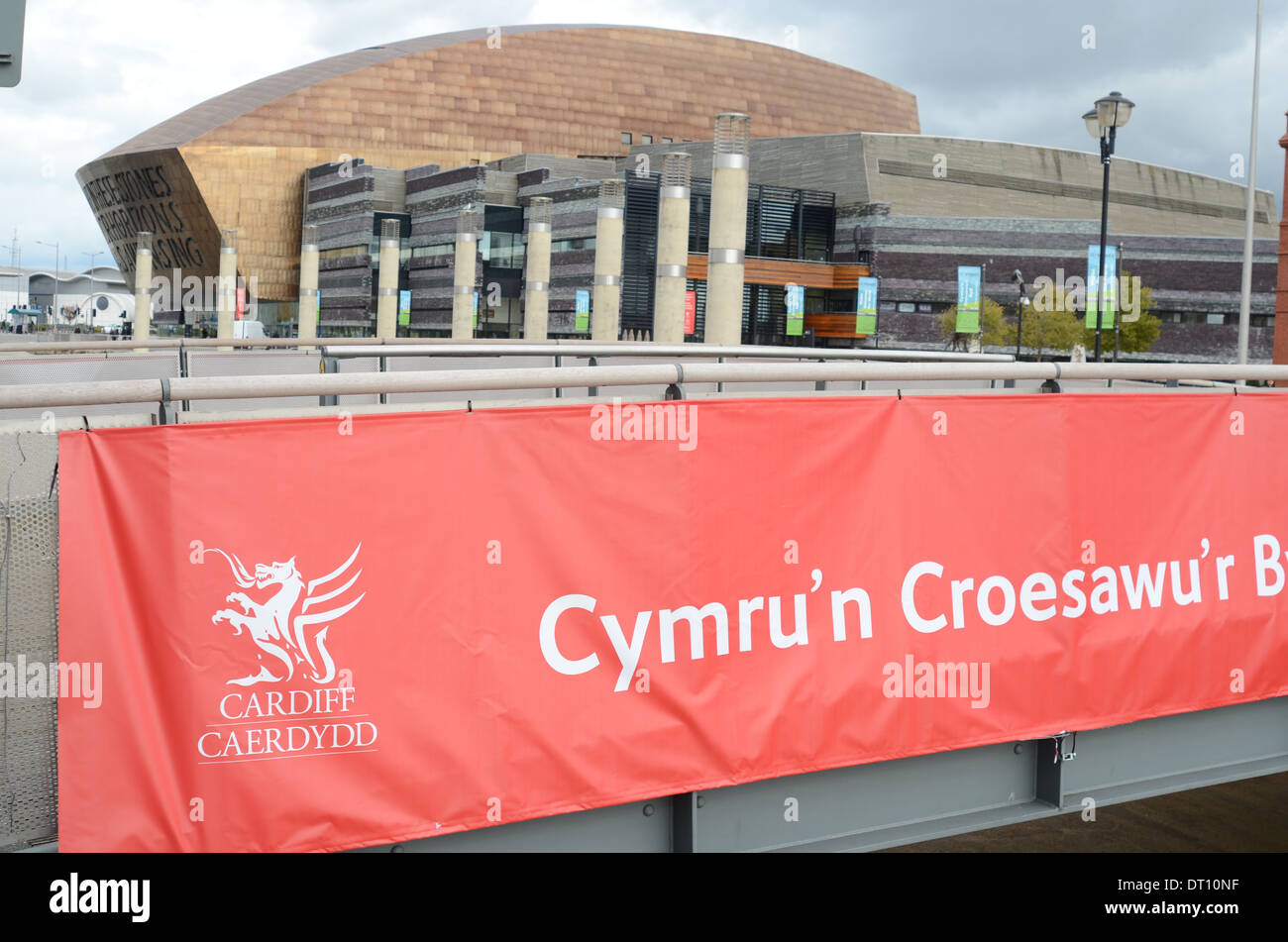 View of Millennium centre cardiff with Welsh dragon and Cardiff logo and sign Stock Photo