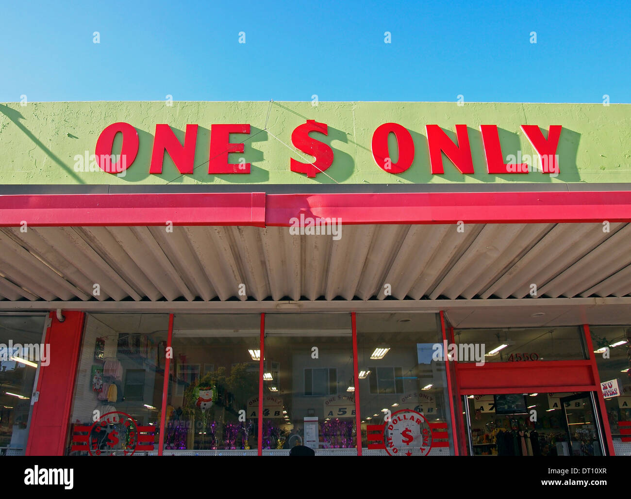 One Dollar Only retail store Stock Photo