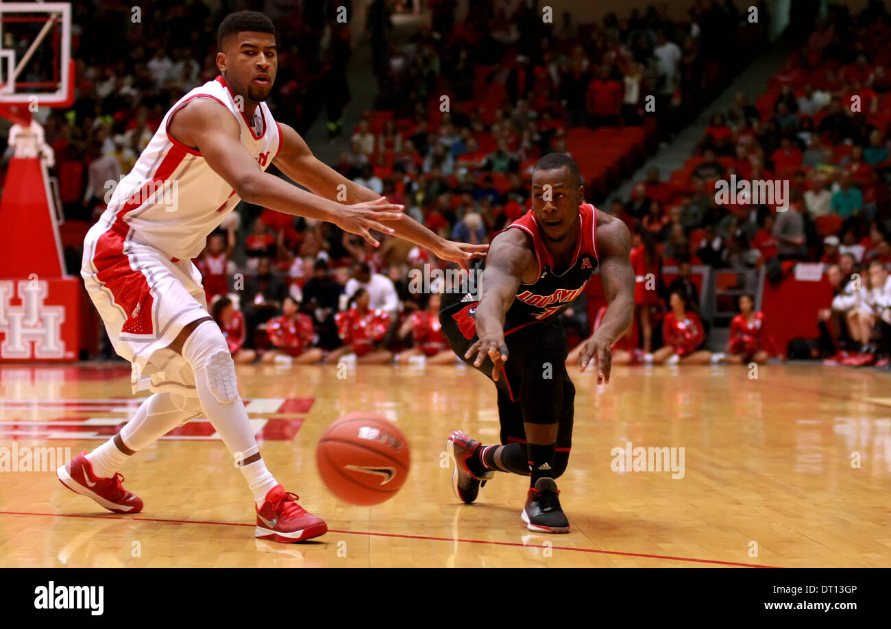 How To Throw A Bounce Pass