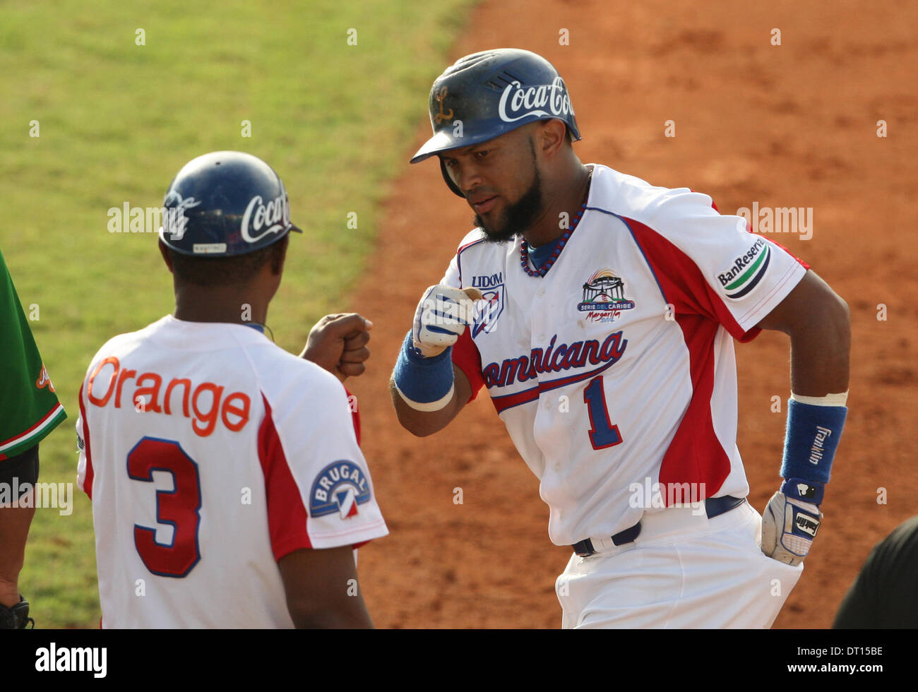 Venezuelan, Domican Republic baseball teams to face off at Marlins Park