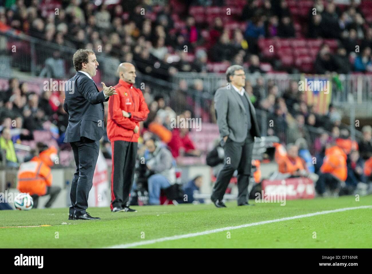 Barcellona, Spain. 5th Feb, 2014. BARCELONA, ESPANA - FEBRERO 5: Joseba Arrasate y Gerardo Tata Martino en el partido entre el FC Barcelona y la Real Sociedad, correspondiente al partido de ida de semifinales de la Copa del Rey en el Estadio del Camp Nou el 5 de febrero de 2014 en Barcelona, Espana, Credit:  Mikel Trigueros/NurPhoto/ZUMAPRESS.com/Alamy Live News Stock Photo