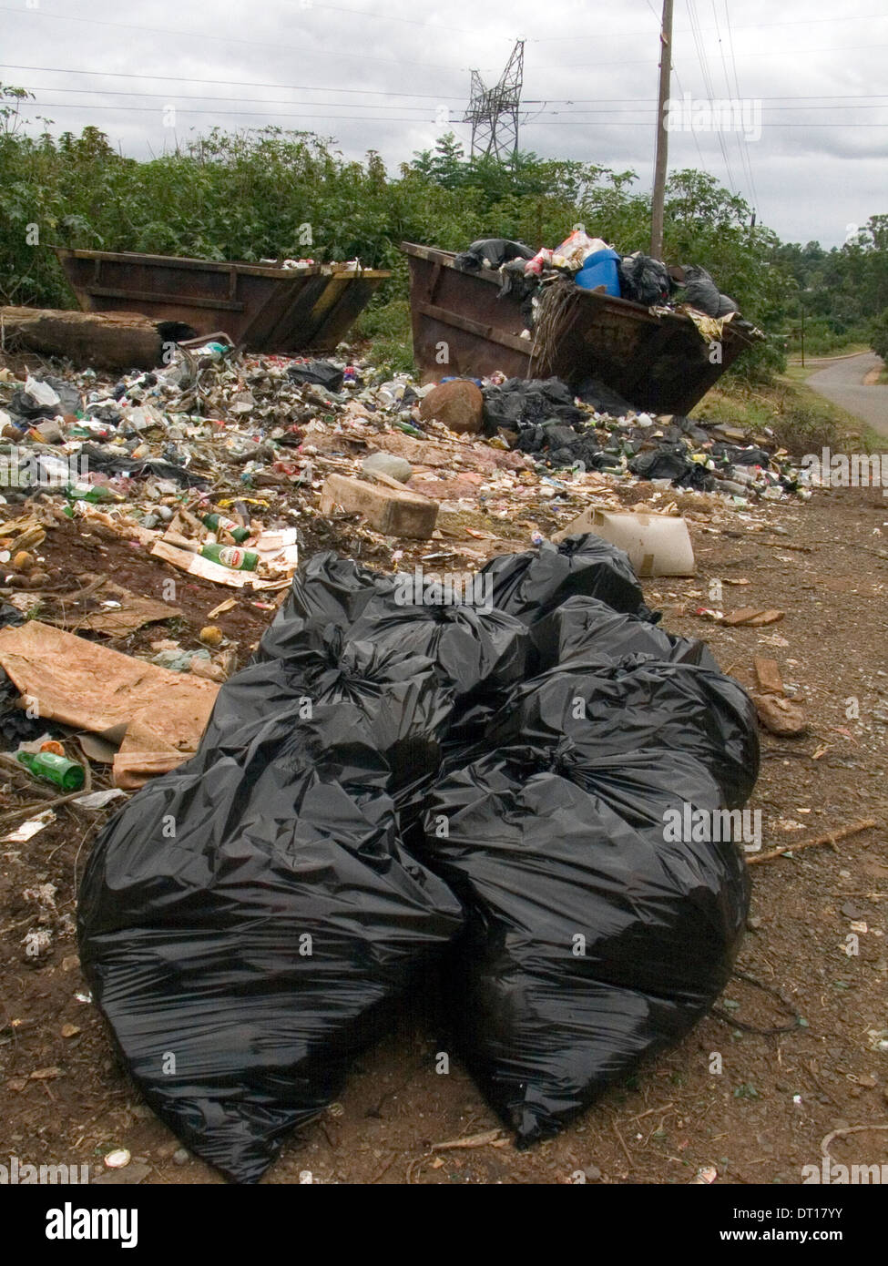 waste management dumping refuge litter landfill Stock Photo Alamy