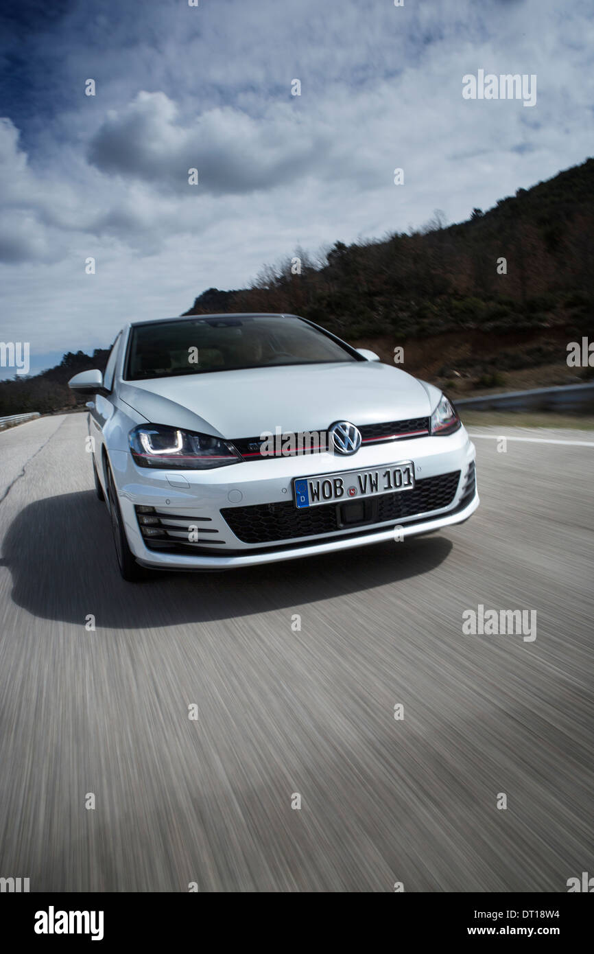 2013-golf-gti-new-golf-gti-mk7-stock-photo-alamy