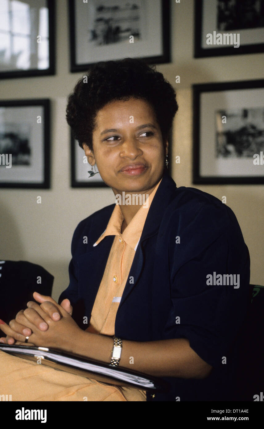 GERALDINE MOLEKETI FRAZER MINISTER OF SOCIAL WELFARE 1998 JOHANNESBURG SOUTH AFRICA PHOTO JOHN 