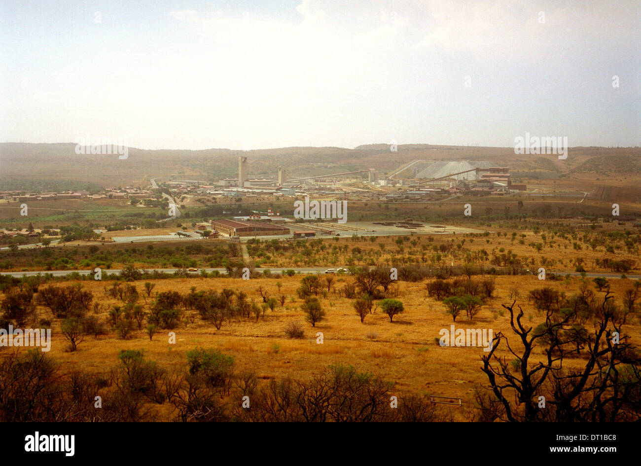 ipjr09986004 November 2005 View over Mponeng Gold Mine Mponeng Mine is