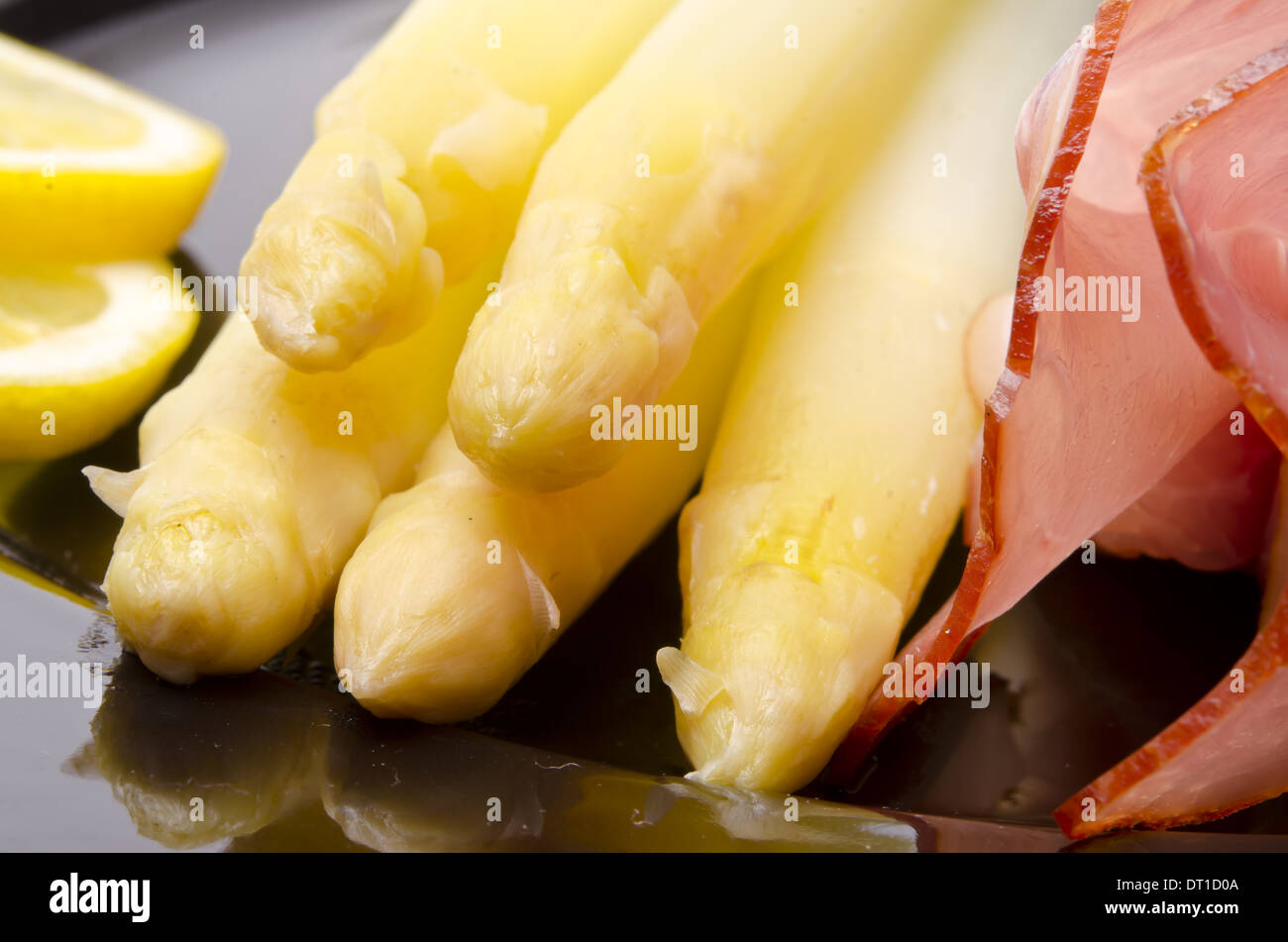 Asparagus, ham and sauce hollandaise Stock Photo Alamy