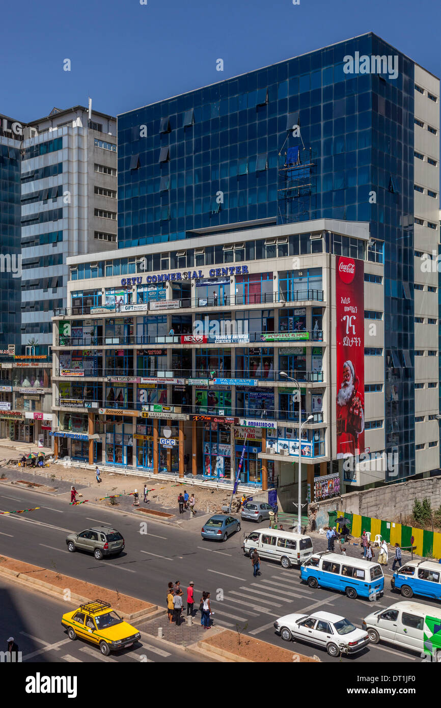 The Bole Road, Addis Ababa, Ethiopia Stock Photo - Alamy